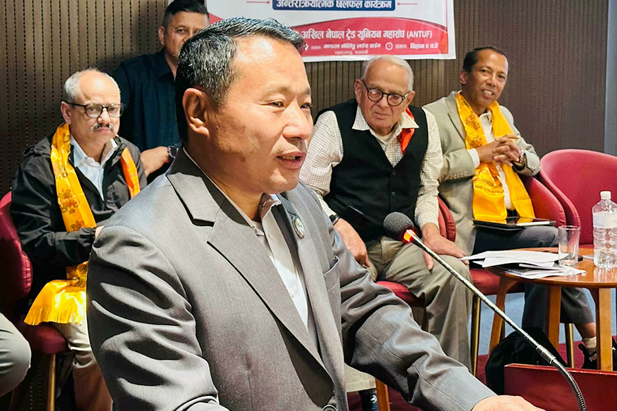 Image of पुराना दलको कमजोरीले लोकप्रियतावादी शक्ति बढ्योः वर्षमान पुन