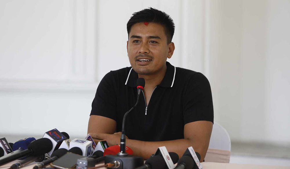 Image of समानुपातिक सांसद सिफारिसमा अटेनन् ज्ञानेन्द्र मल्ल