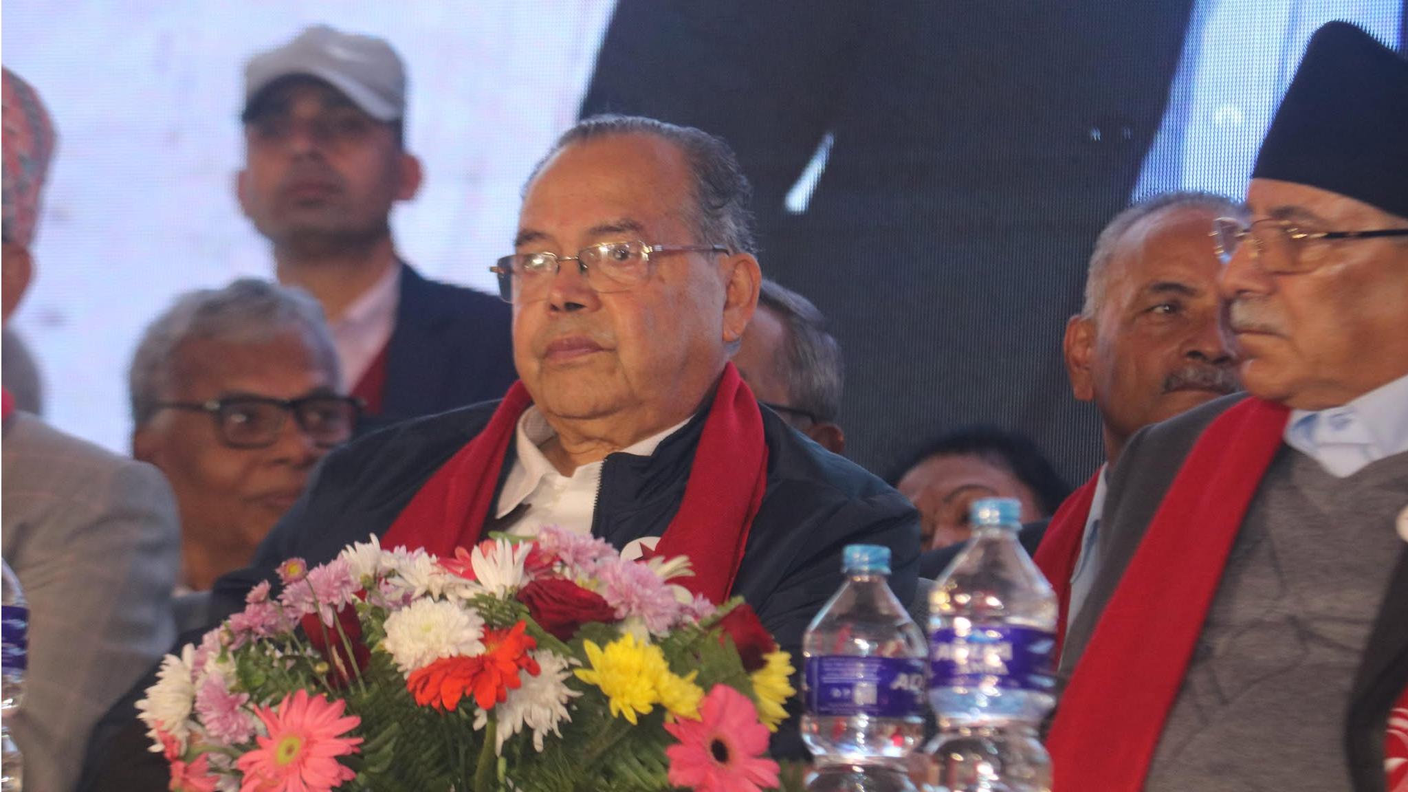 Image of आफूले कहिल्यै पार्टी फुटोस् भन्ने चाहना नगरेको झलनाथ खनालको भनाई