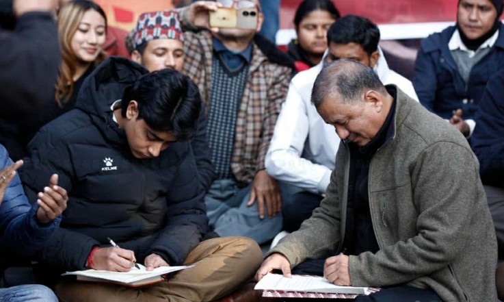 Image of नेत्रविक्रम चन्द ‘विप्लव’ र मिराज ढुंगाना समूहबिच चार बुँदे सहमति