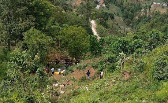 Image of काभ्रेको बुच्चाकोटमा बस दुर्घटना, सात जनाको मृत्यु