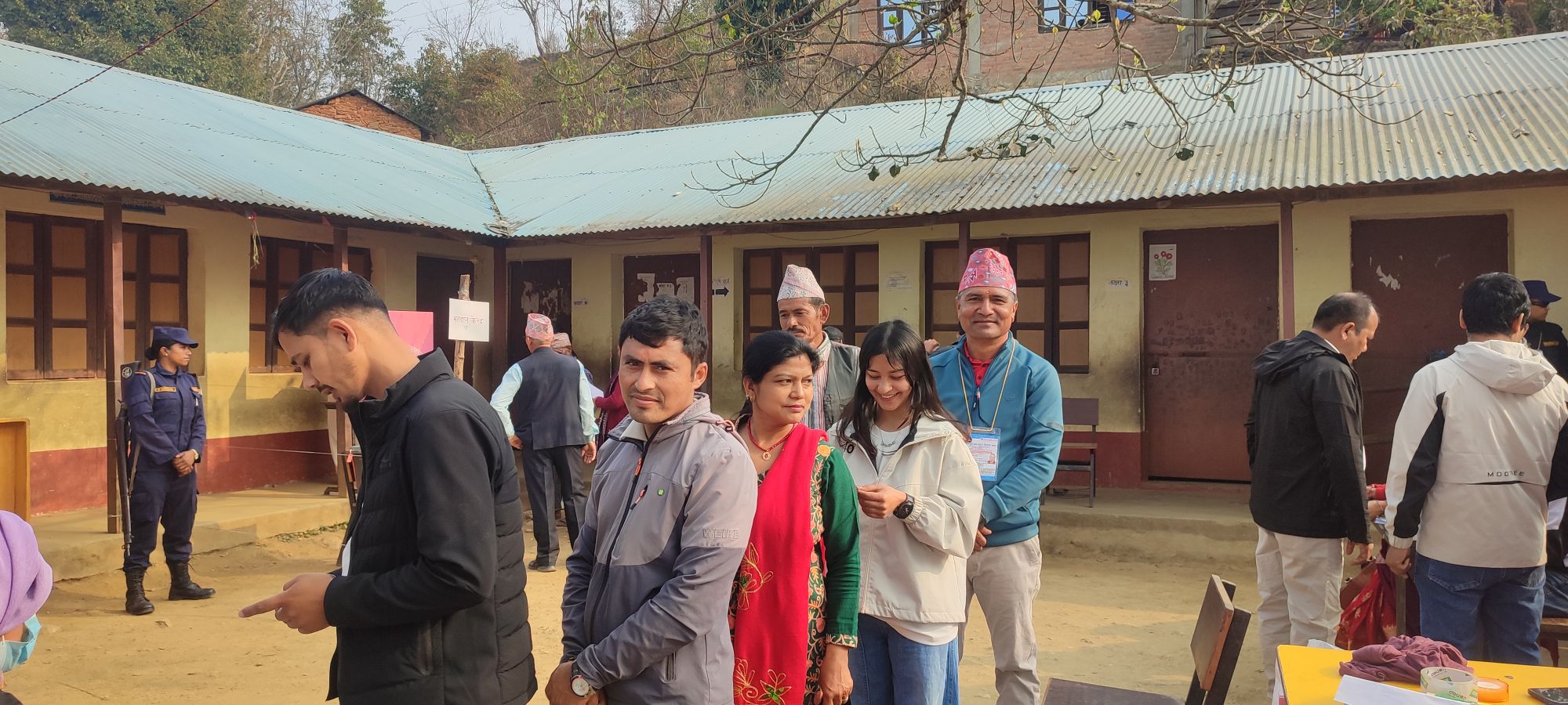 Image of धादिङमा दिउँसोसम्म करिब ३२ प्रतिशत मत खस्यो