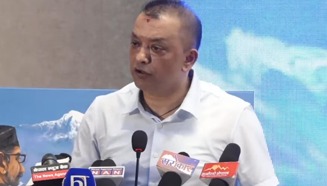 Image of चुनावको नाममा तर्साएर कांग्रेस डराउँदैन : गगन थापा