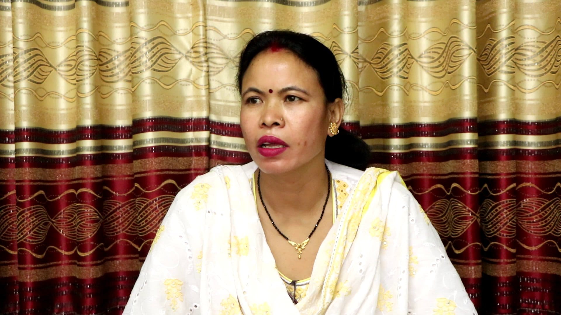 पूर्व सांसद गंगा थारुमाथि स्थानीय महिलाद्वारा कुटपिट