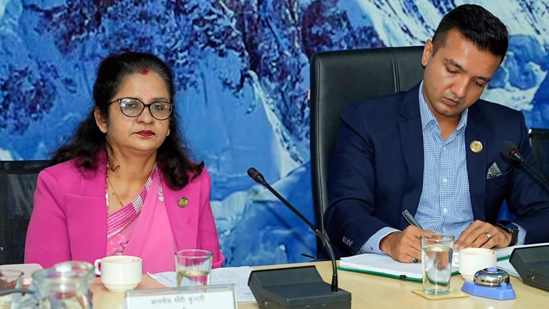 Image of ग्यासको आपूर्तिलाई प्रभावकारी बनाउन अनलाइन ट्र्याकिङ प्रणाली निर्माणः मन्त्री गौरीकुमारी