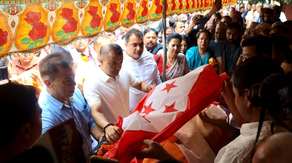 Image of कांग्रेसले तीन दिन शोक मनाउने, गोपालमान श्रेष्ठप्रति श्रद्धाञ्जली