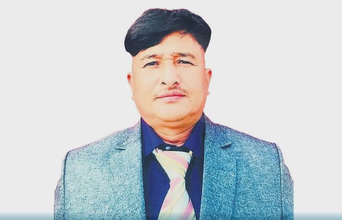 Image of रामहरि श्रेष्ठ हत्या प्रकरणमा दोषी ठहर भएका गोविन्दबहादुर बटालाले गरे अदालतमा आत्मसमर्पण