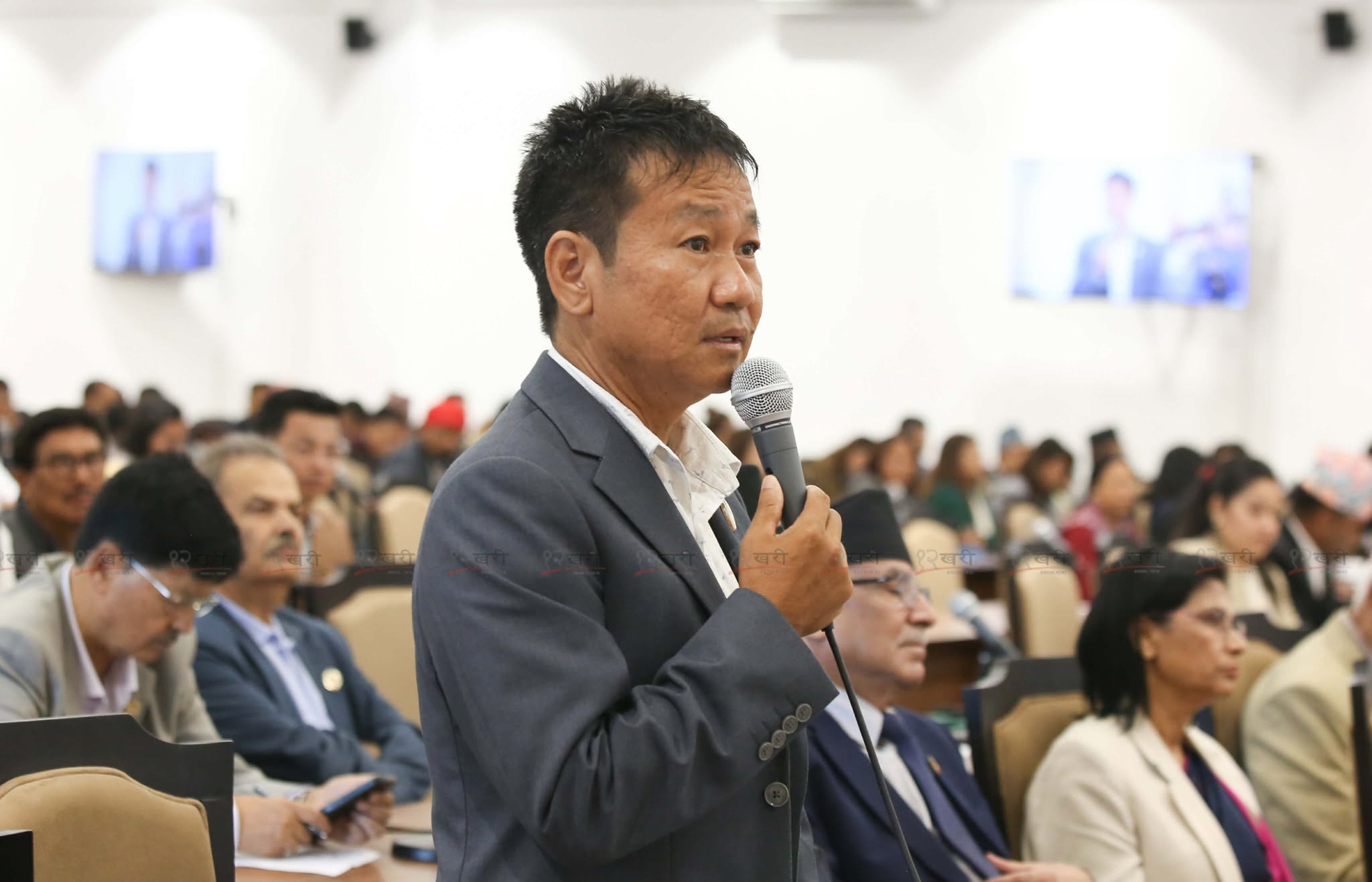 Image of हर्क साम्पाङले प्रधानमन्त्रीको सीमासम्बन्धी अभिव्यक्ति रेकर्डबाट नहटाएको भन्दै सभामुखसँग जवाफ माग