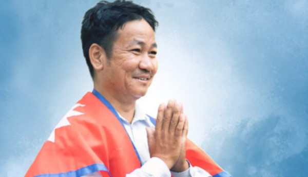 Image of श्रमदानलाई दिगो विकासको आधार बनाउने हर्क साम्पाङको प्रतिबद्धता