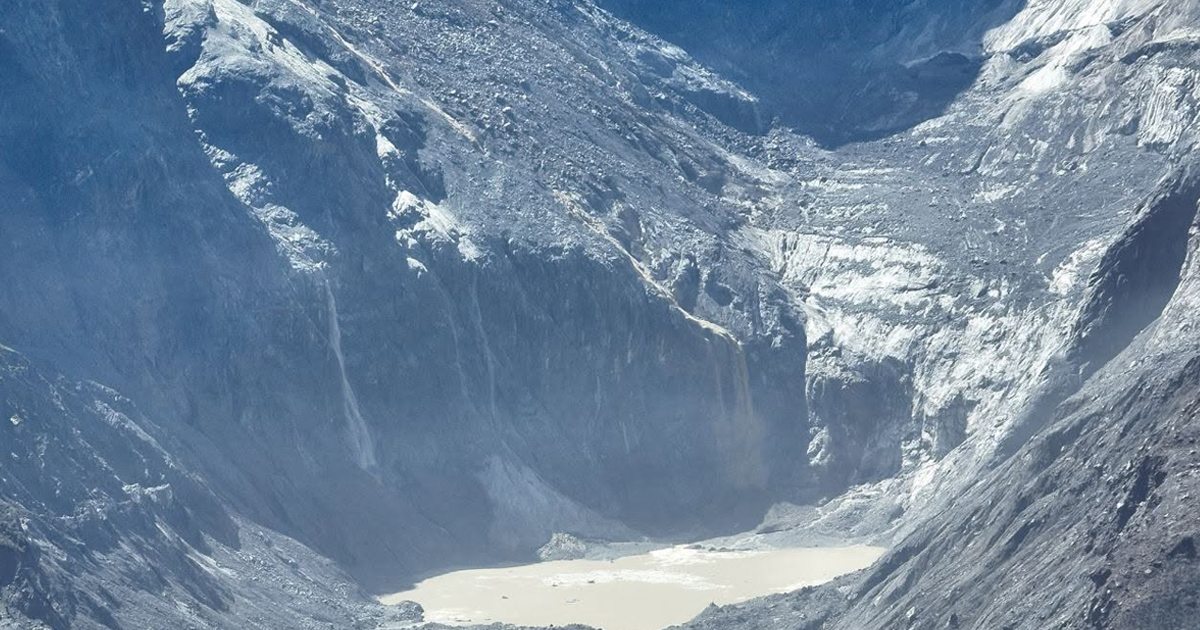 Image of नेपाल–चीन सीमामा बनेको कृत्रिम तालको पानी पूर्ण रूपमा निकास