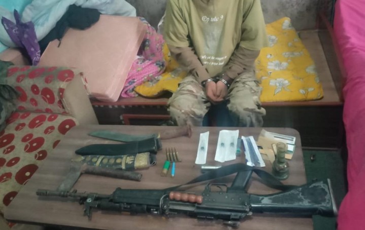 भक्तपुरमा इन्सास राइफल र हतियारसहित एक पक्राउ