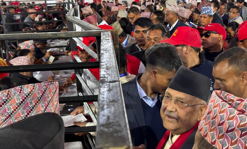 Image of केपी शर्मा ओलीले ११औं महाधिवेशनमा तेस्रो पटक अध्यक्ष पदको उम्मेदवारी दर्ता गरे