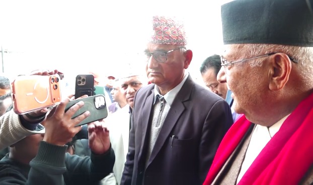 Image of घर जलाउनेहरूलाई हालको सरकारले कारबाही गरेनः एमाले अध्यक्ष ओली