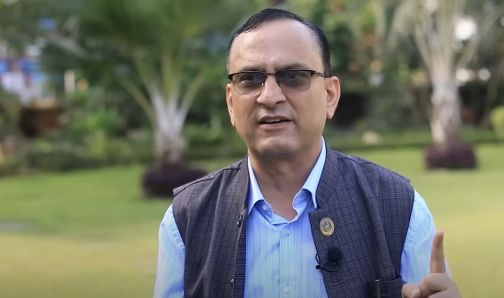 Image of एमाले नेता पोखरेलले दिए गिरीबन्धुदेखि ओम्नीसम्म छानविन गर्न सरकारलाई चूनौति