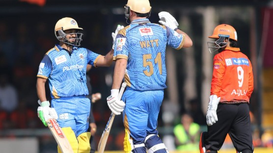 कर्णाली याक्सले चितवन राइनोजलाई १६७ रनको लक्ष्य दियो