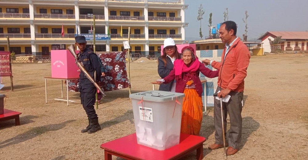 Image of सिन्धुलीमा प्रतिनिधि सभा निर्वाचन: ३२ प्रतिशत मतदाता सहभागी