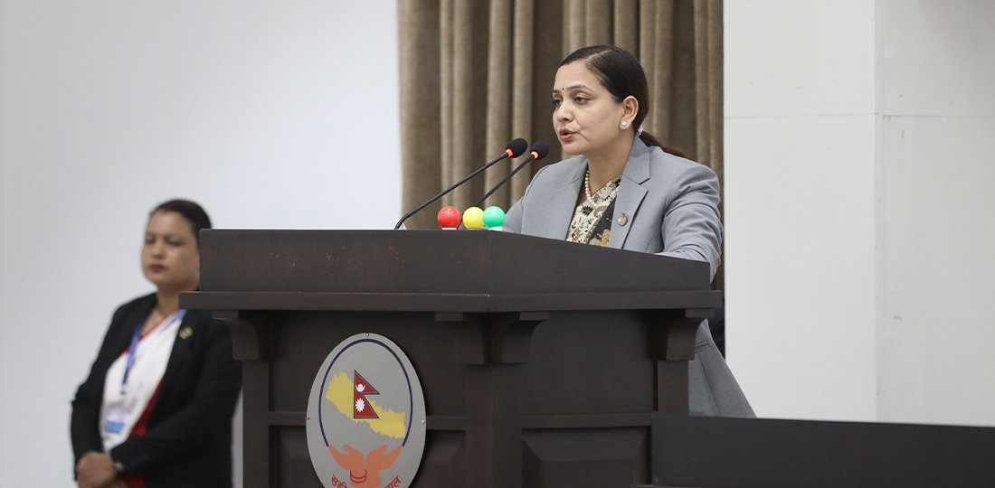 Image of राजविराज अस्पतालमा सुत्केरी घटना : पाँच सदस्यीय समितिबाट छानबिन, दोषीमाथि कारबाही गर्ने मन्त्रीको प्रतिबद्धता