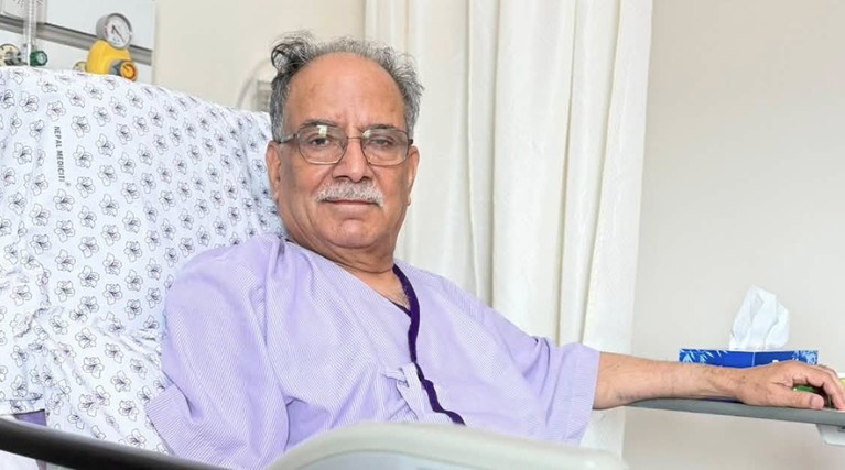 Image of प्रचण्डको स्वास्थ्यमा सुधार, चिकित्सकले भोलि डिस्चार्ज हुन सक्ने