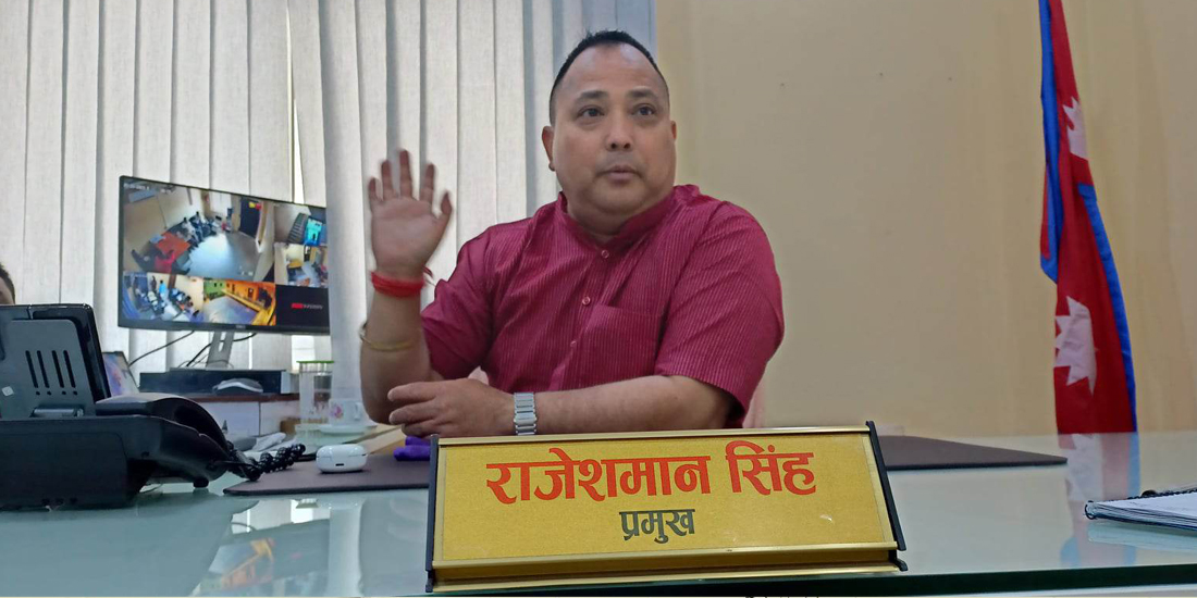 Image of ठोरीबाट पक्राउ परे वीरगन्जका मेयर राजेशमान सिंह