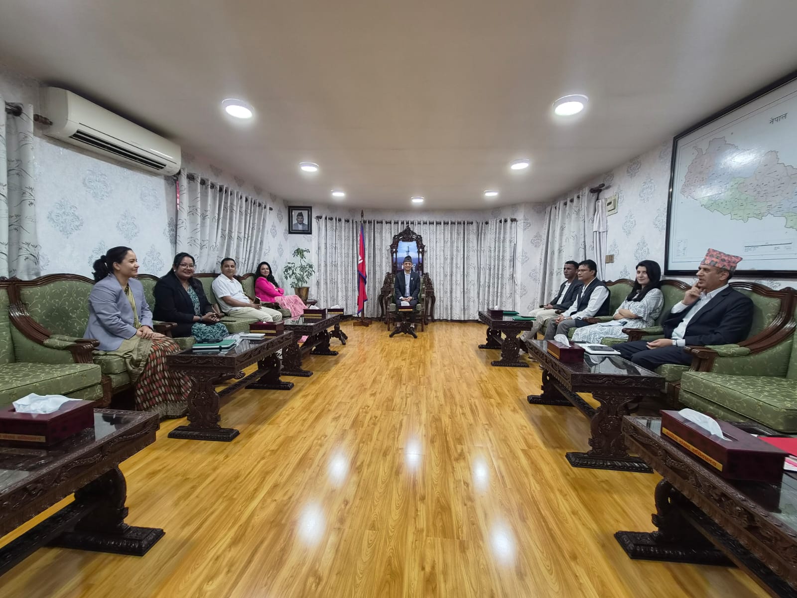 Image of सभामुख र दलका प्रमुख सचेतकबीच छलफल