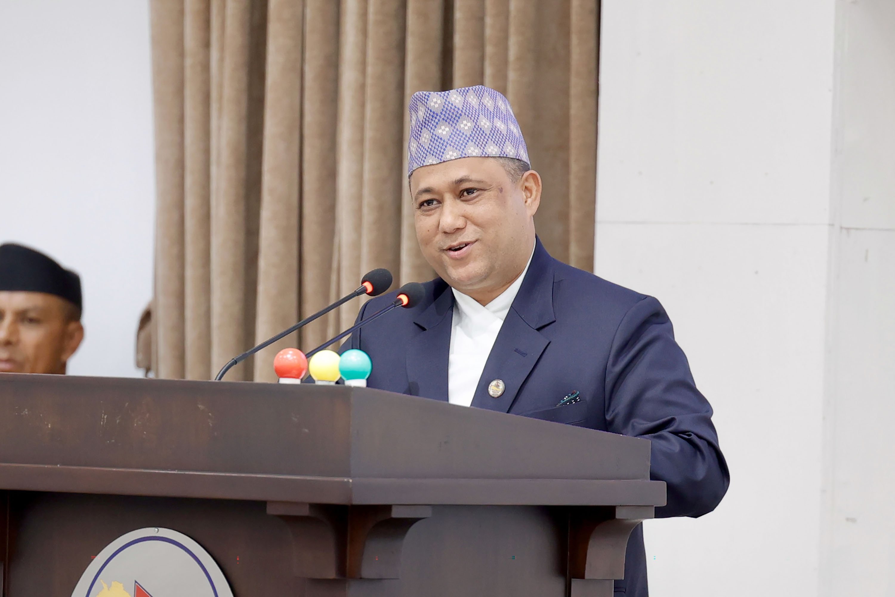 Image of नेपालको हितलाई केन्द्रमा राखेर सन्धि–सम्झौता पुनरावलोकन गर्छौँ : परराष्ट्रमन्त्री खनाल