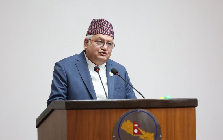 Image of प्रधानमन्त्रीको अभिव्यक्तिमाथि कांग्रेस सांसद थापाको प्रश्न