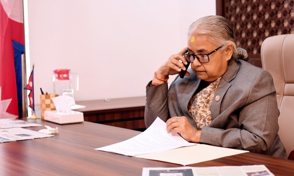 Image of प्रधानमन्त्री कार्कीले गरिन् कतारका समकक्षीसंग टेलिफोन वार्ता,  नेपाली नागरिक सुरक्षाको बिषयमा चासो