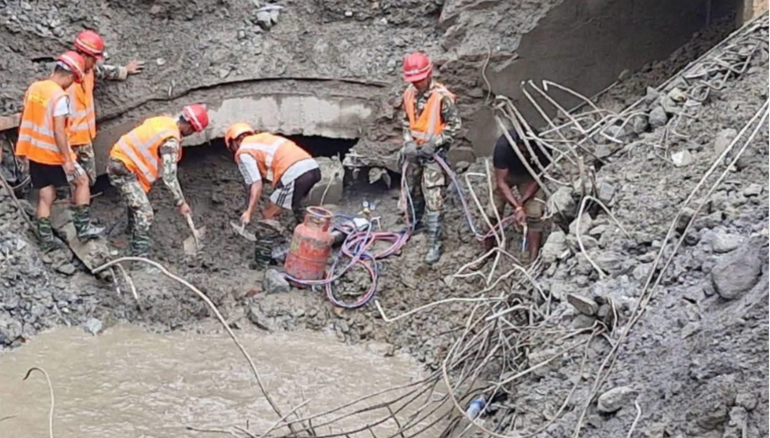 Image of त्रिशूली–३ ए सुरुङभित्र एकभन्दा बढी व्यक्तिको आवाज सुनिएको दाबी
