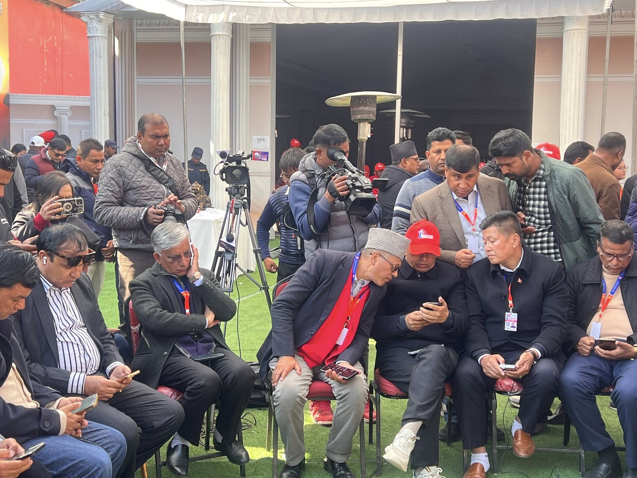 Image of एमालेको सचिव पदमा अध्यक्ष केपी शर्मा ओलीको प्यानल नै विजयी