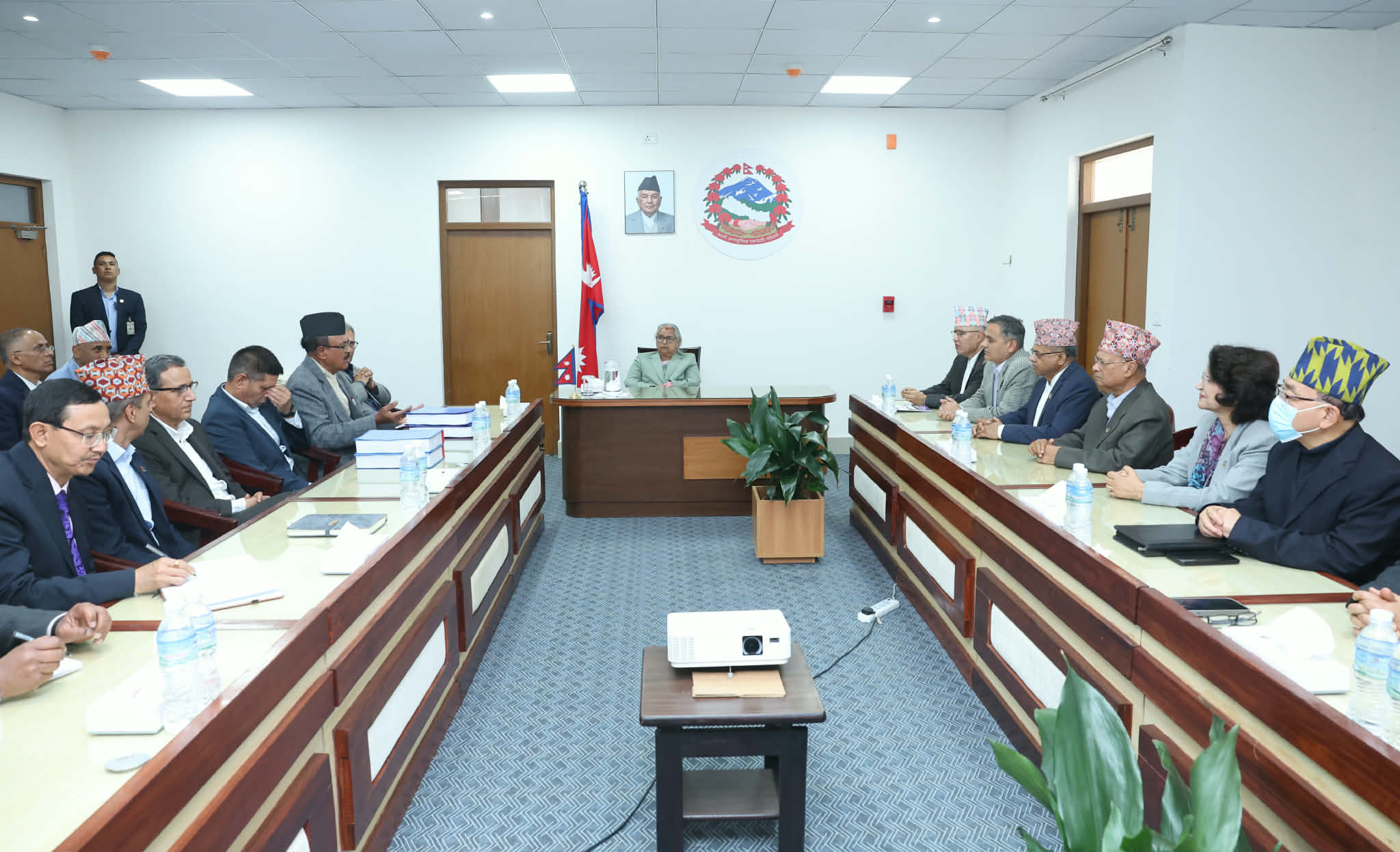 Image of हिंसात्मक दमनमा संलग्न व्यक्तिहरूमाथि कारबाही गर्न आयोगको सिफारिस