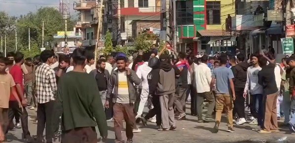 सिमरामा तनाव रोकिएन, प्रमुख जिल्ला अधिकारीद्वारा वार्ताको पहल